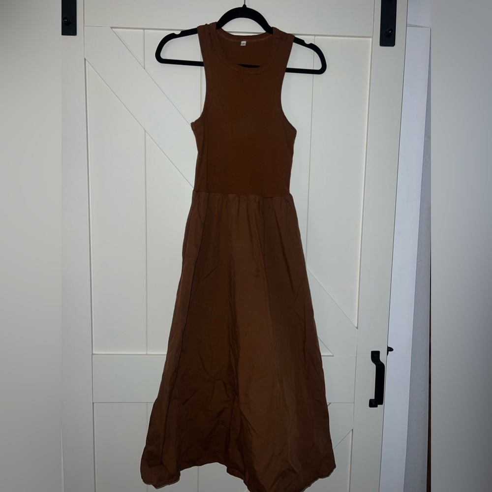 Women’s midi burnt orange/brown dress